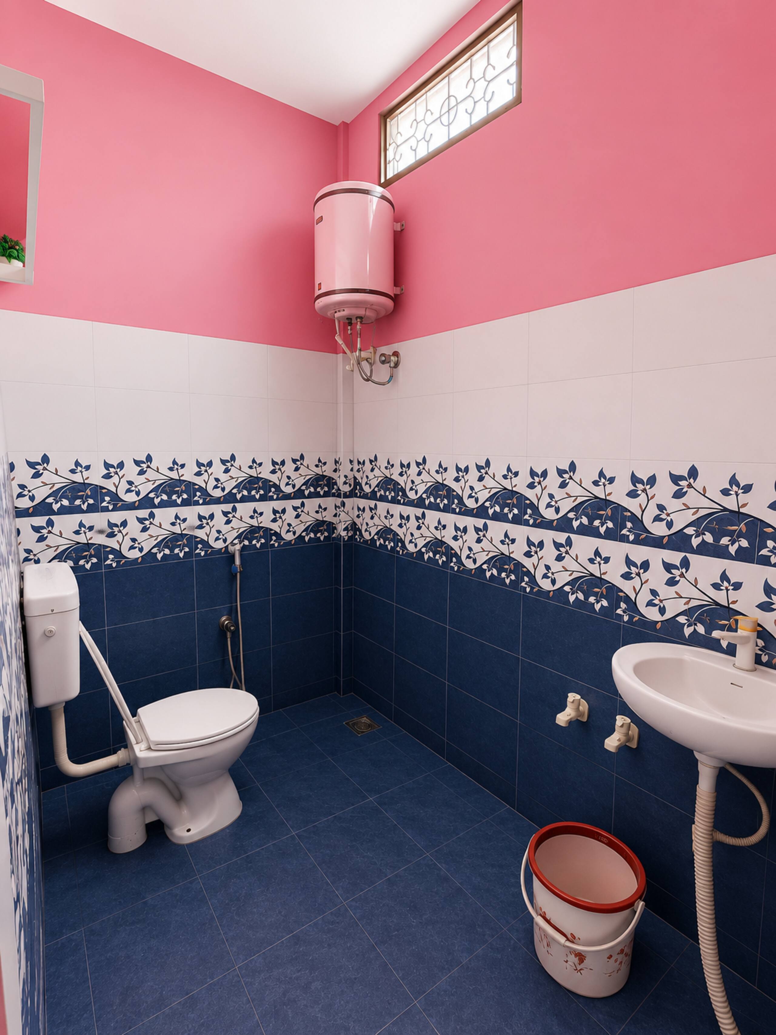 Budget Friendly Room in Vellore - Tap to explore photos