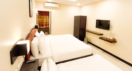 Hotel Shree Residency Room Type - Superior Double Room