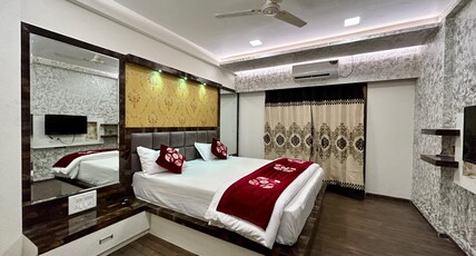 Hotel King Palace Room Type - Deluxe Room