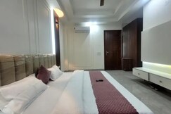 FabHotel The Mamta Grande