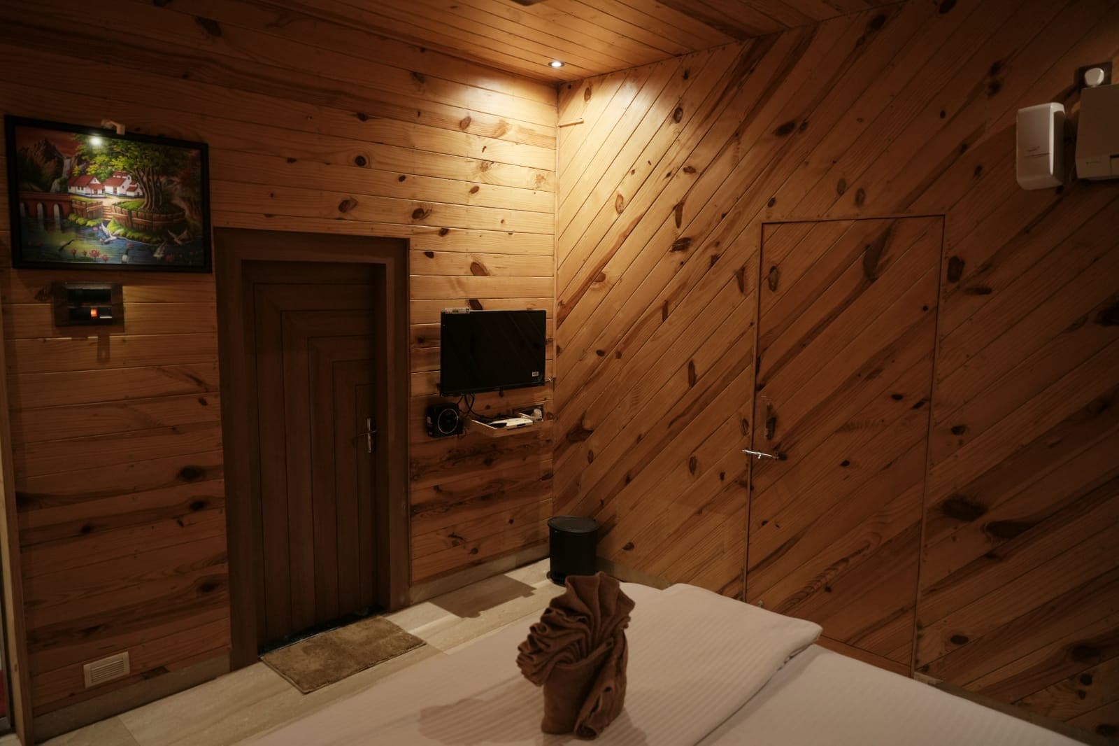 Swami Samarth Holiday Home - Tap to explore photos