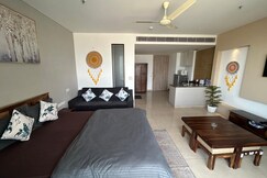 The Trenzy Home : Vintage