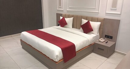 Khushi Hotel Room Type - Family Room with King Bed