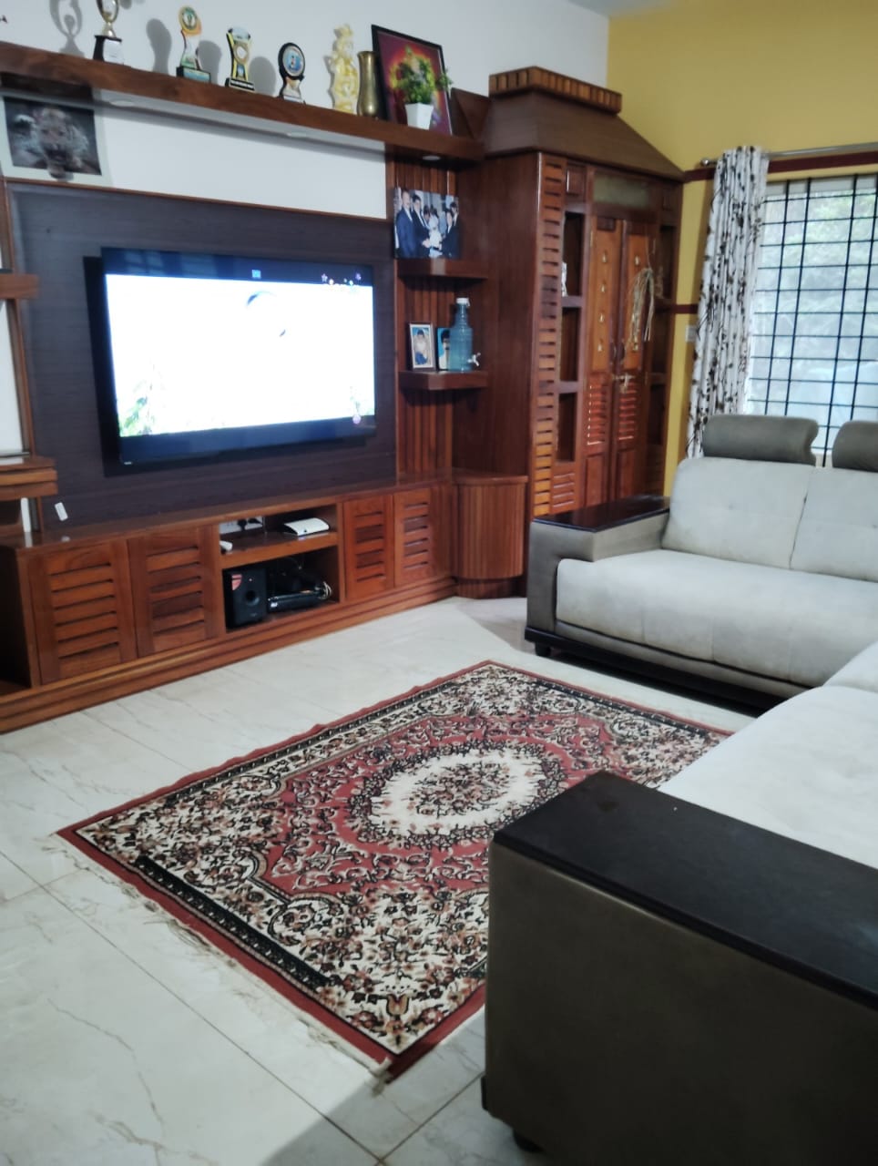 Explore Dream Homestay - Tap to explore photos