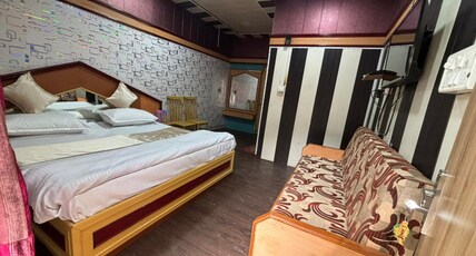 HOTEL NEELAM Room Type - Bedroom 3 Ac