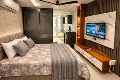 MotherHood Nest 10min away from Airport