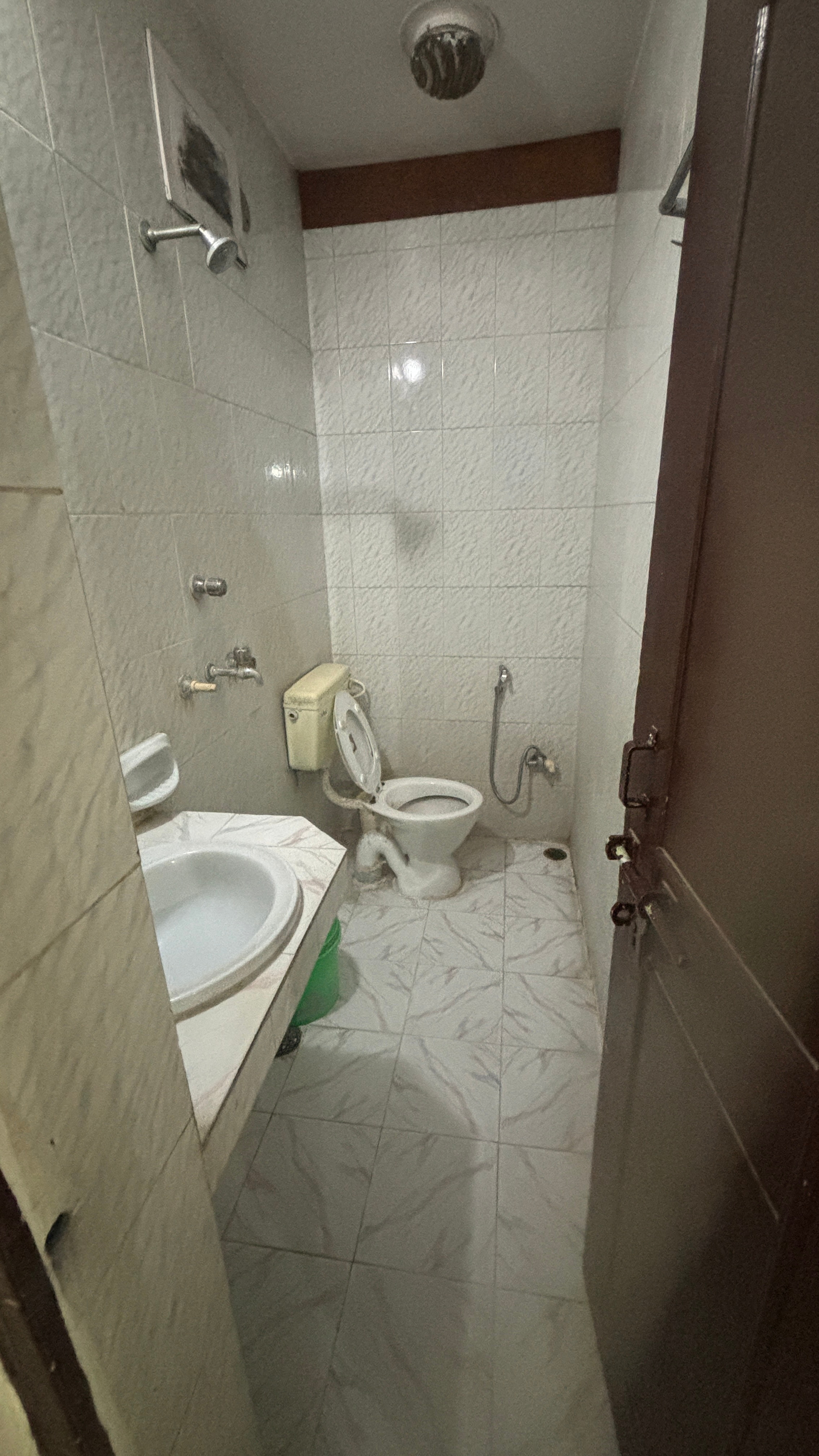 Shanti Guest House - Tap to explore photos