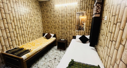 Krishna Villa Luxa (Near Kashi Vishwanath) Room Type - Dormitory Room Krishna Villa Luxa (Near Kashi Vishwanath) Room Type - Dormitory Room