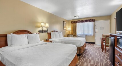 Best Western Desert Winds Room Type - 2 Queen Beds, Non-Smoking, High Speed Internet Access, Microwave And Refrigerator, Coffee Maker, Hai Best Western Desert Winds Room Type - 2 Queen Beds, Non-Smoking, High Speed Internet Access, Microwave And Refrigerator, Coffee Maker, Hai