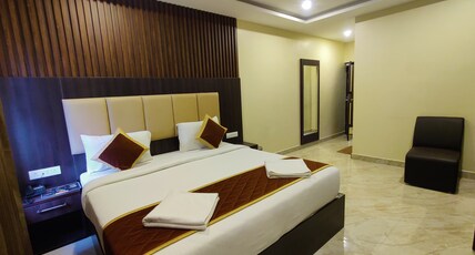 Hotel Brindavan Elite Room Type - Sea View Room