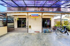 SPOT ON 92529 Penginapan Wisma Bintang Syariah Near MTs Al Ma'arif Kota Bangun
