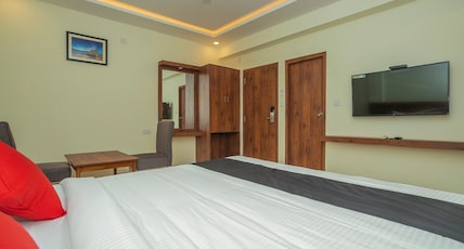 HOTEL SAVI INN UNIT OF WATER ANGELS Room Type - DELUXE ROOM HOTEL SAVI INN UNIT OF WATER ANGELS Room Type - DELUXE ROOM