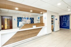 Holiday Inn Express Hotel & Suites Charleston-Ashley Phosphate