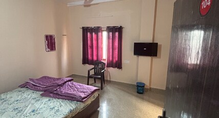 Maruti Guest House Room Type - Bedroom 1