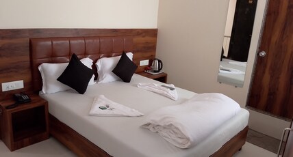 Hotel Lavendar Room Type - Deluxe Room