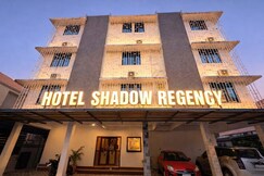 Hotel Shadow Regency