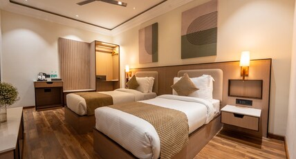 Ramee ColleXtion Amritsar | Best 4 Star Hotel Near Golden Temple Room Type - Business Room