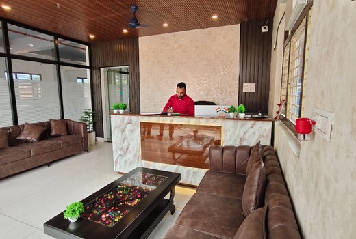 Hotel Avni