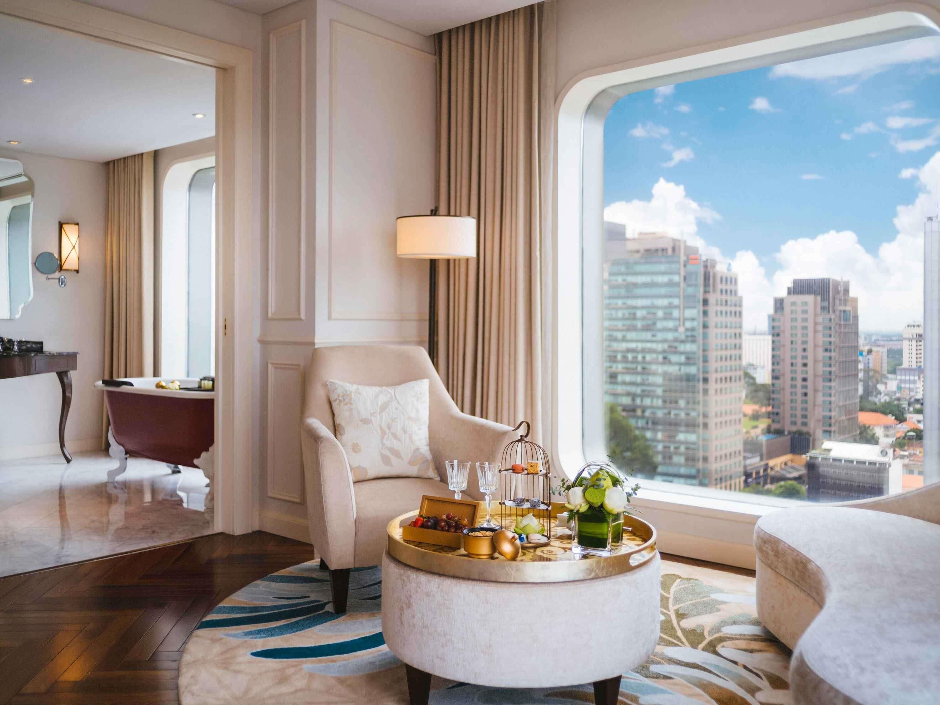 Hotel Des Arts Saigon Mgallery Collection - Tap to explore photos