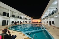 Mahamaya Palace Hotel & Conference Center