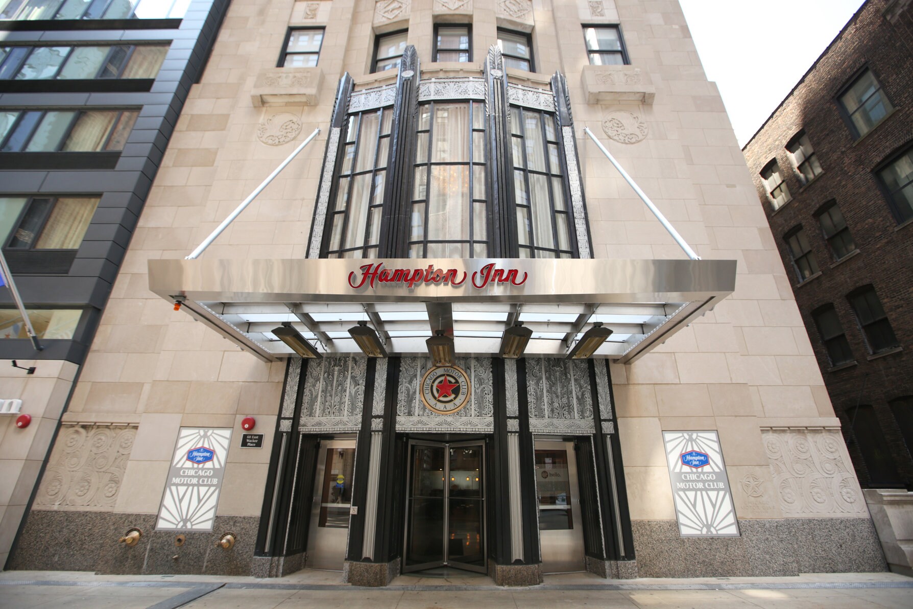Hampton Inn by Hilton Chicago Downtown/N Loop/Michigan Ave - Tap to explore photos