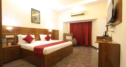The Hotel Hill View Room Type - Super Deluxe Room