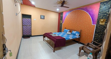 Sarsi Guest House Room Type - Non AC Room