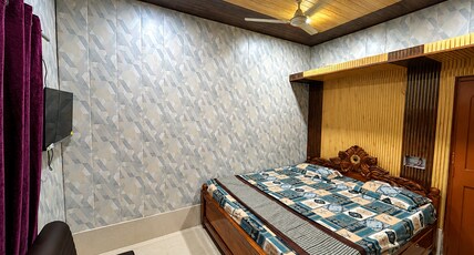 Dev Pratima Premium Residency - 4 Mins Walk To Shree Jagannath Temple  Room Type - Executive Room-2 