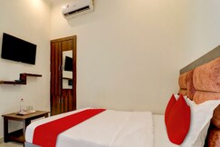 HOTEL O R1 HOME STAY Jwalapur Railway Station