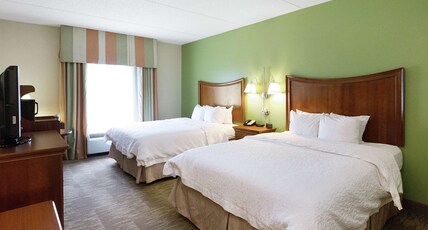 Hampton Inn & Suites by Hilton Blairsville Room Type - 2 QNS HEARING ACC NOSMOK