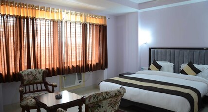 HOTEL JMD INTERNATIONAL Room Type - Royal Suite