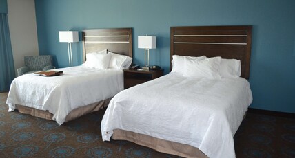 Hampton Inn & Suites Edgewood/Aberdeen-South, MD Room Type - 2 QUEEN BEDS NONSMOKING
