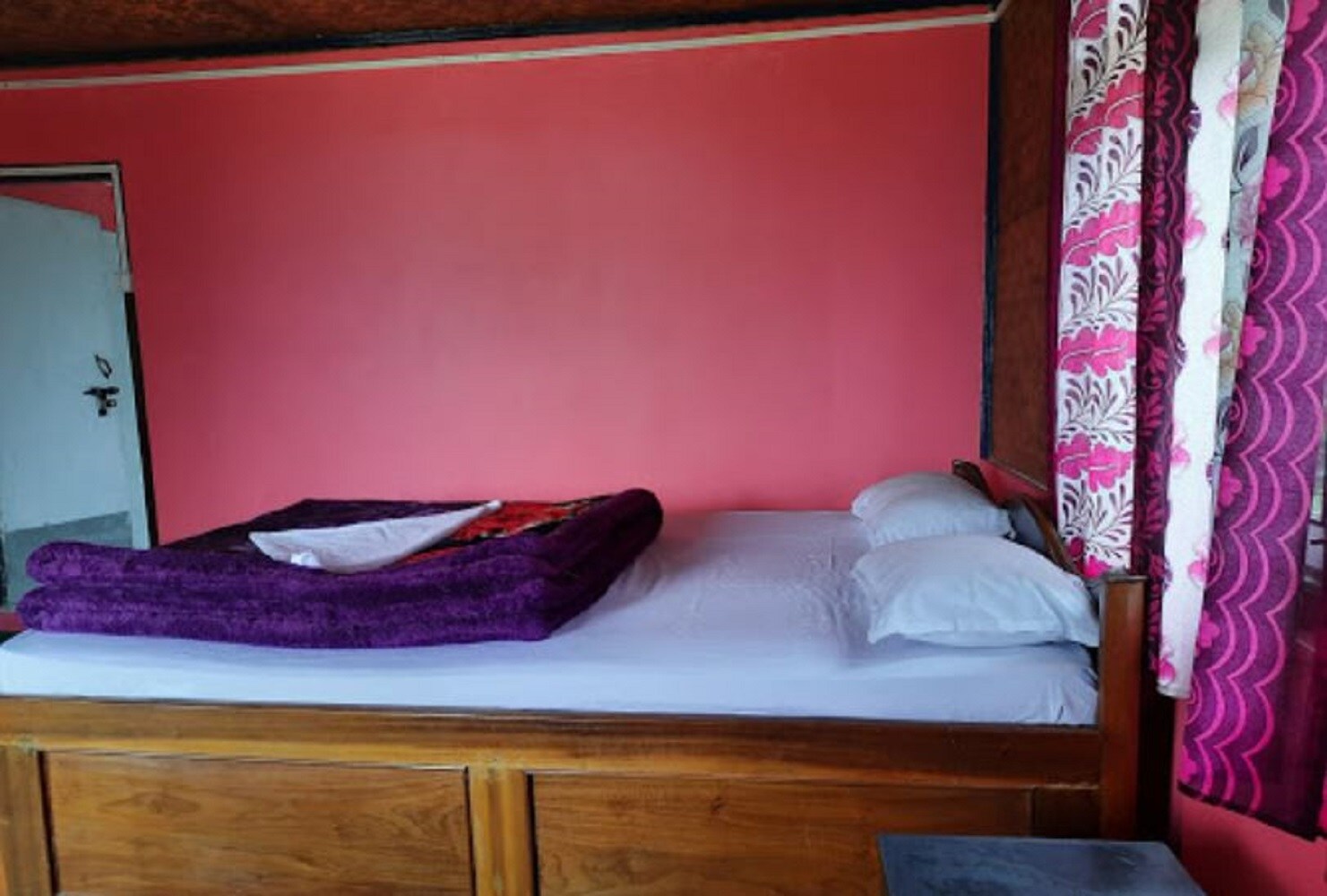 Rahul Homestay - Tap to explore photos