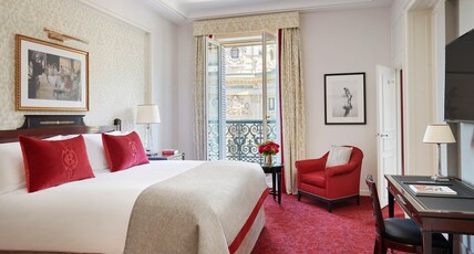 InterContinental Paris le Grand Room Type - 1 King Premium Opera View Balcony InterContinental Paris le Grand Room Type - 1 King Premium Opera View Balcony
