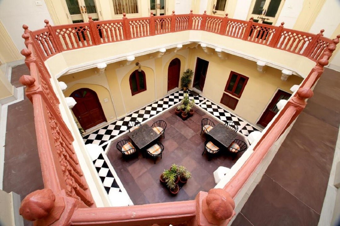Khatu Haveli and Homestay - Tap to explore photos