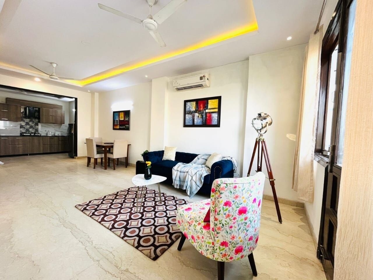 Olive 1 BHK Service Apartment Defence Colony - Tap to explore photos