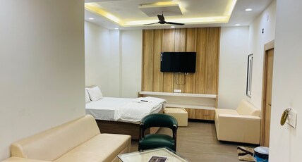 Hotel Pooja international Room Type - Deluxe