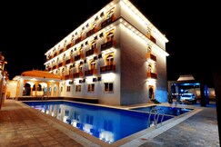 White House Resort