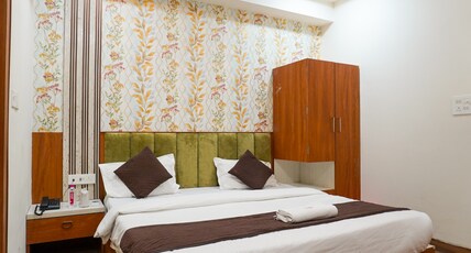 Goyal Hoteliers -  Hotel Vasudha Room Type - Premium Double Room