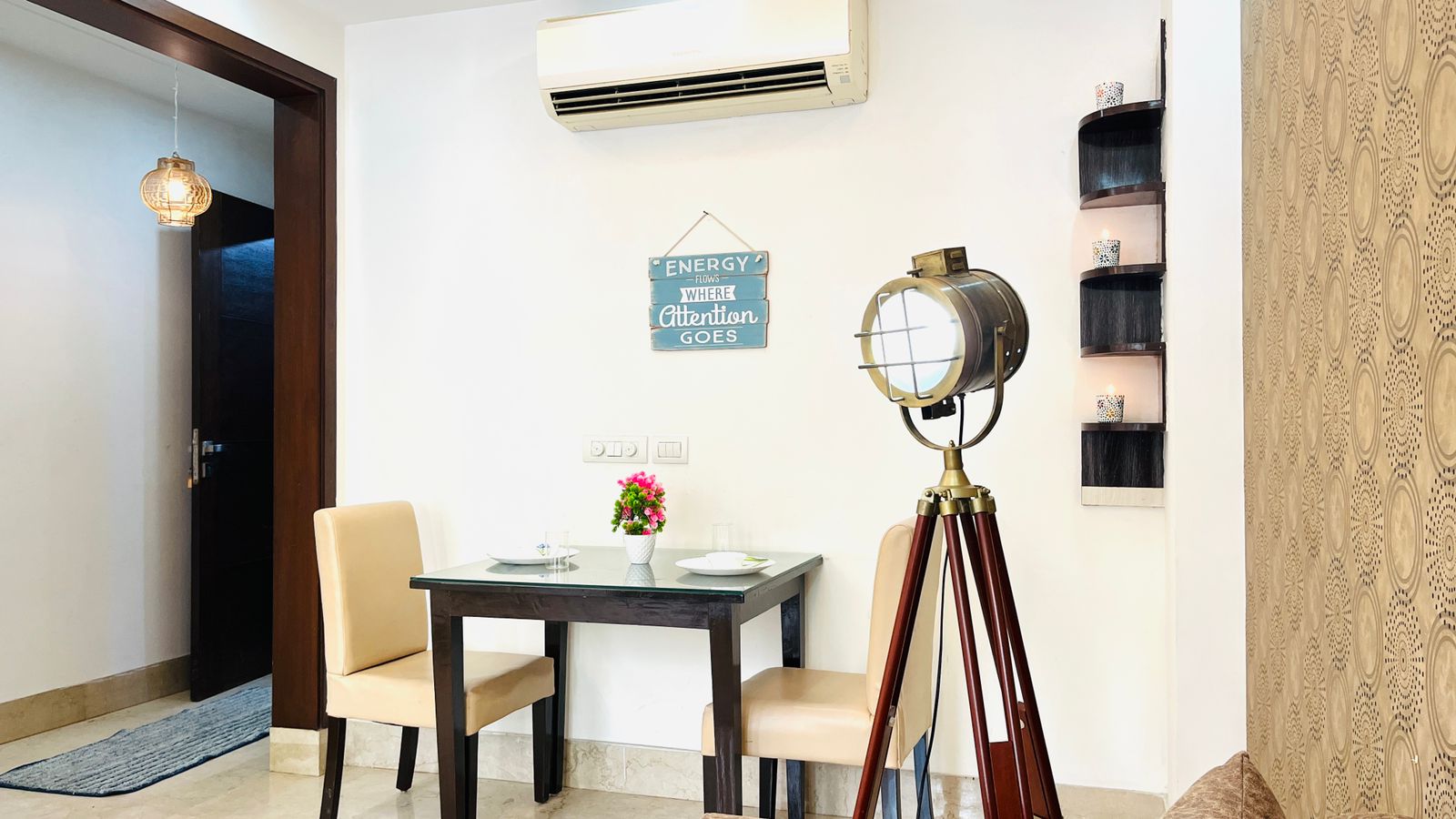 BluO 1BHK Select Citywalk MAX Saket, Balcony Lift - Tap to explore photos
