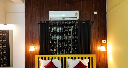 Sunrise Homestay & Lodge - Jalukbari Room Type - Premium Deluxe Room with AC 