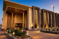 the avenue resort