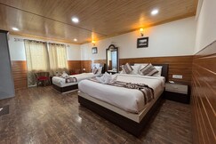 Hotel Kasturi Palace & Restaurant