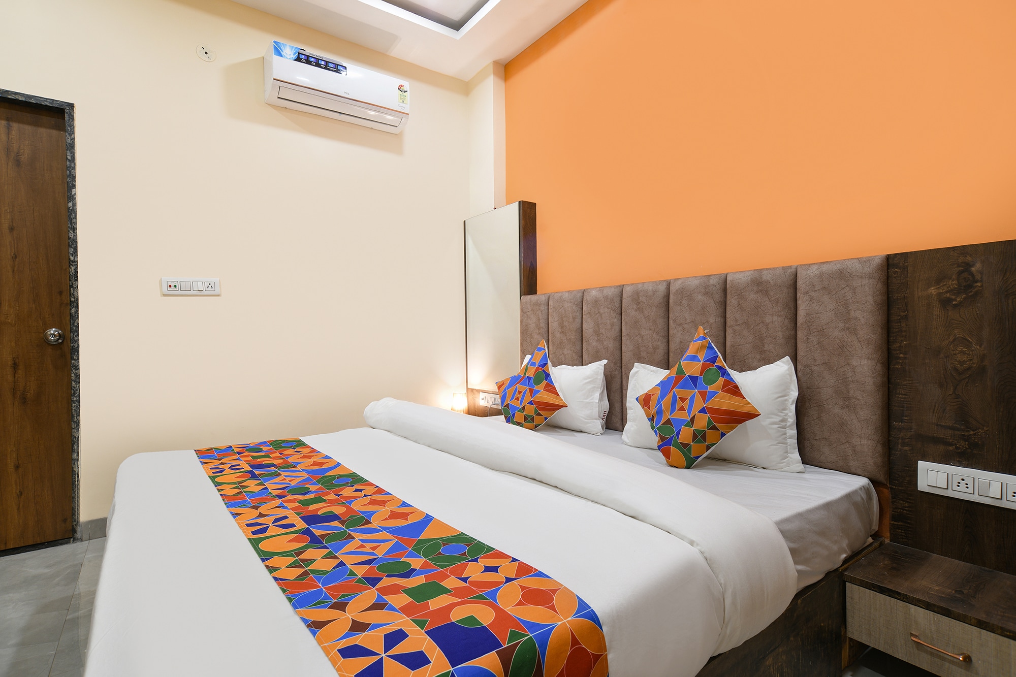 FabHotel Kavish Villa - Tap to explore photos