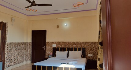 Hotel Wonder Land Room Type - Deluxe NON AC Room