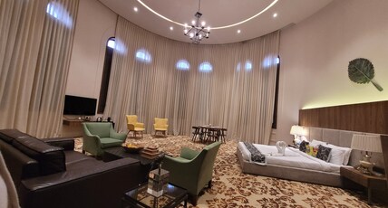 Rajhans Feriado Room Type - Suite Room With Jacuzzi