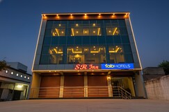 FabHotel SR Inn