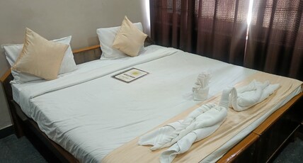 Apalace Room Type - Double Bed Cabin
