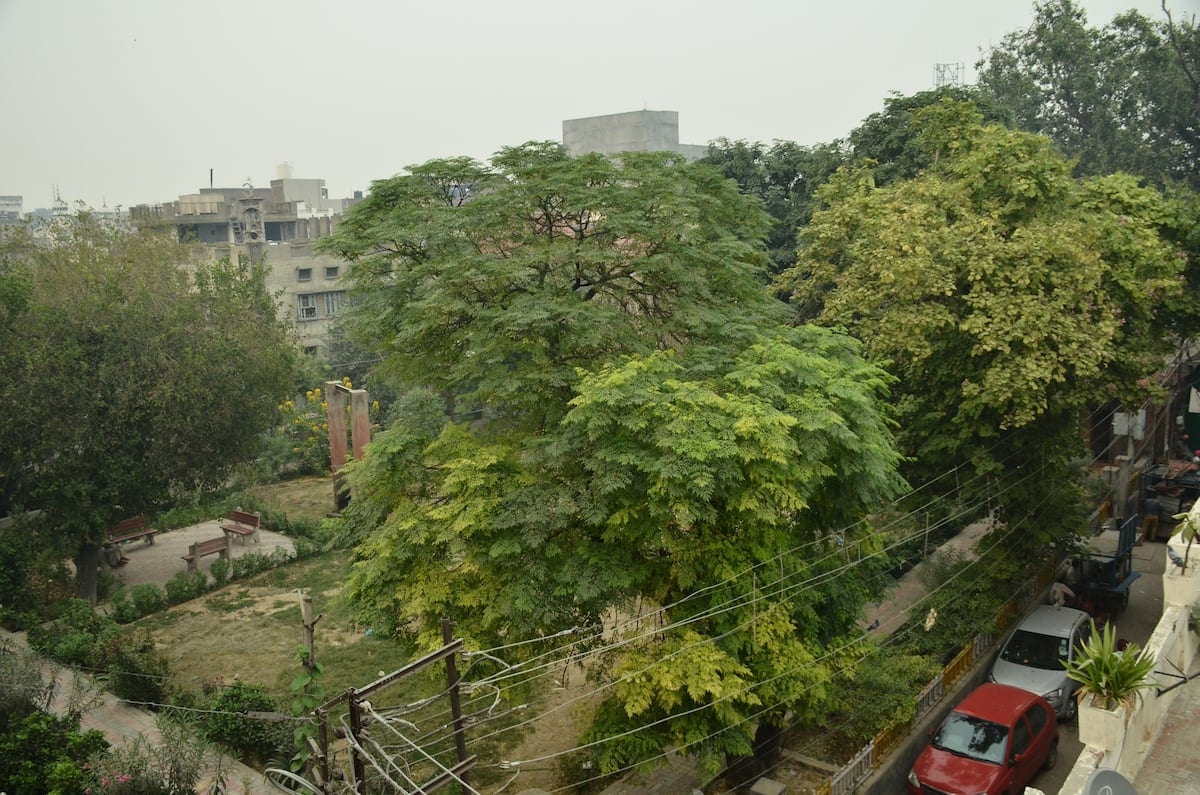 Bindra Paradise (800 meter from Golden Temple) - Tap to explore photos