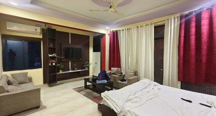 Hotel Sri hari by Hungry house Room Type - Bedroom 5